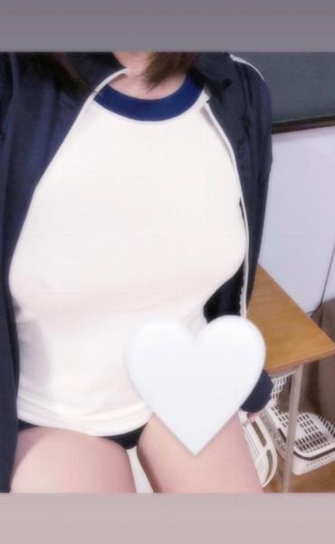 平澤うい