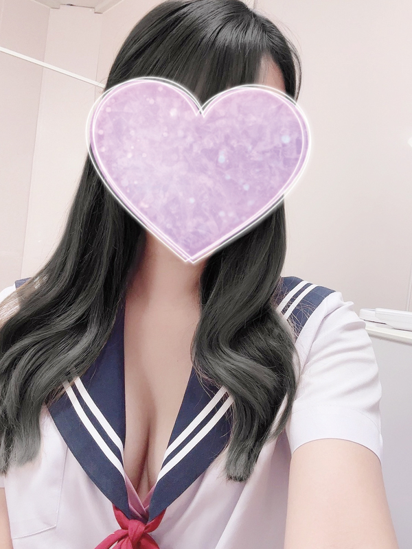 三谷りあ